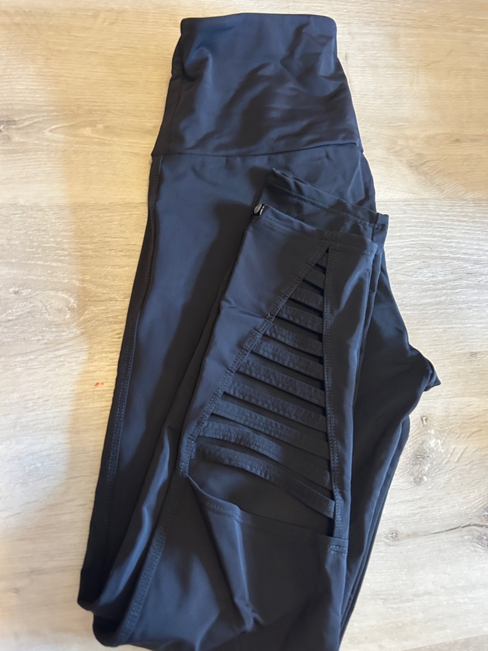 Onzie Black Strappy Leggings